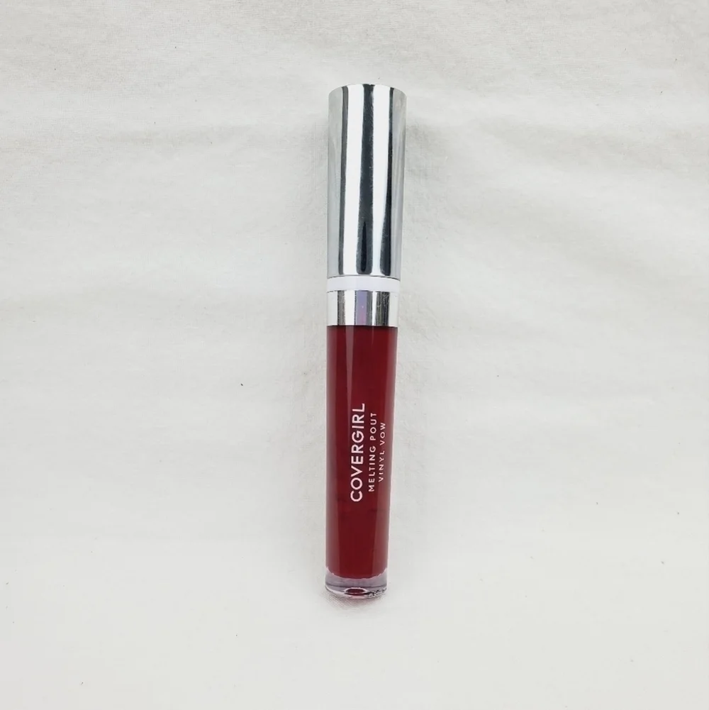Covergirl melting pout Vinyl Vow Lip Gloss